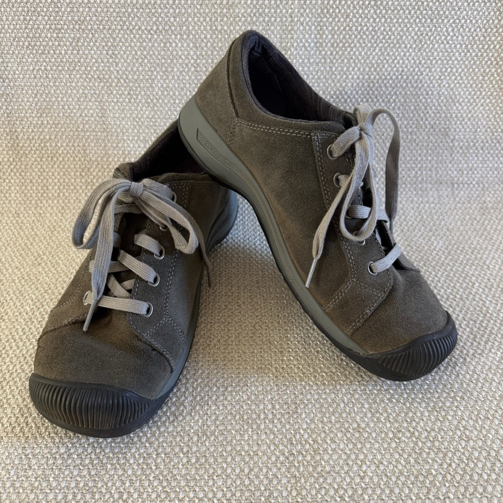 Keen Reisen Lace Shoes Women's Size 9.5 Brown Suede Lace Up Walking Sneakers